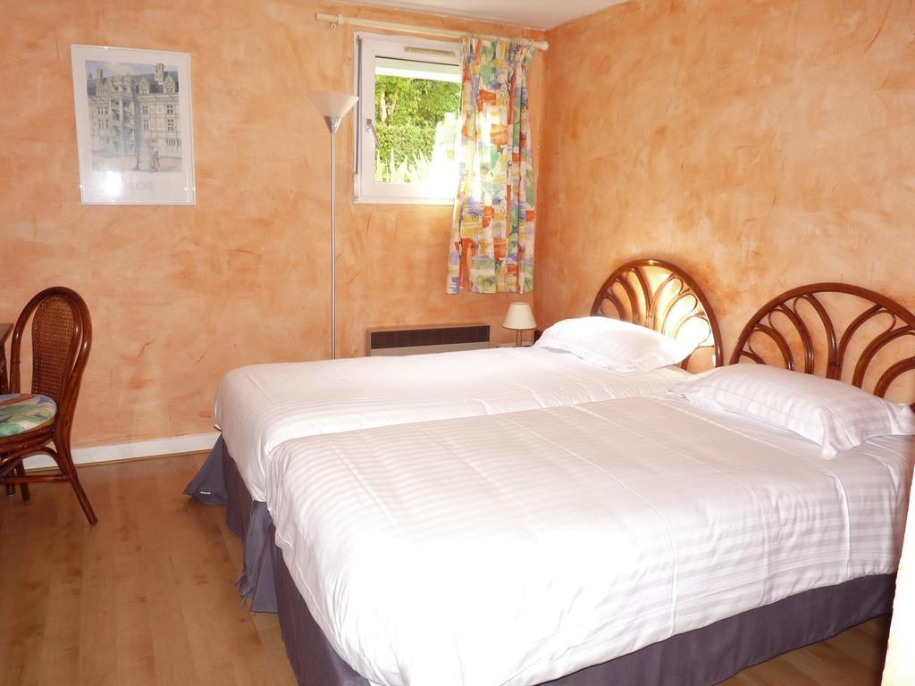 Ariane Hotel Joué-lés-Tours Bagian luar foto