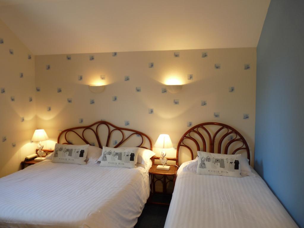 Ariane Hotel Joué-lés-Tours Bagian luar foto