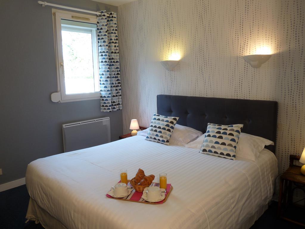 Ariane Hotel Joué-lés-Tours Bagian luar foto