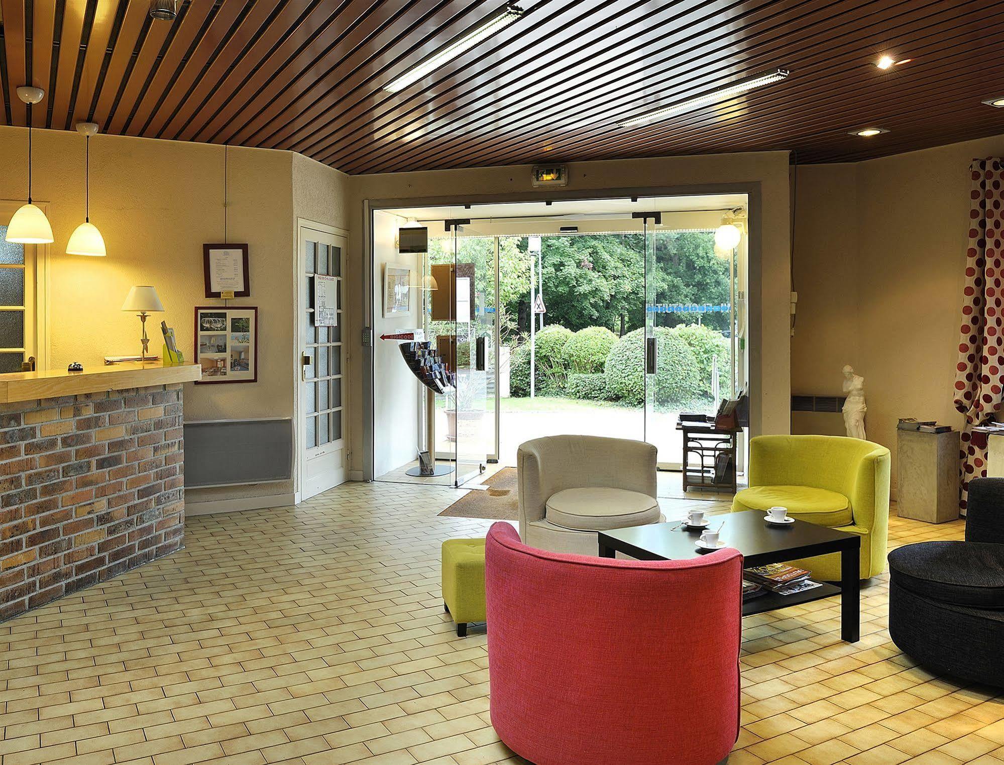 Ariane Hotel Joué-lés-Tours Bagian luar foto